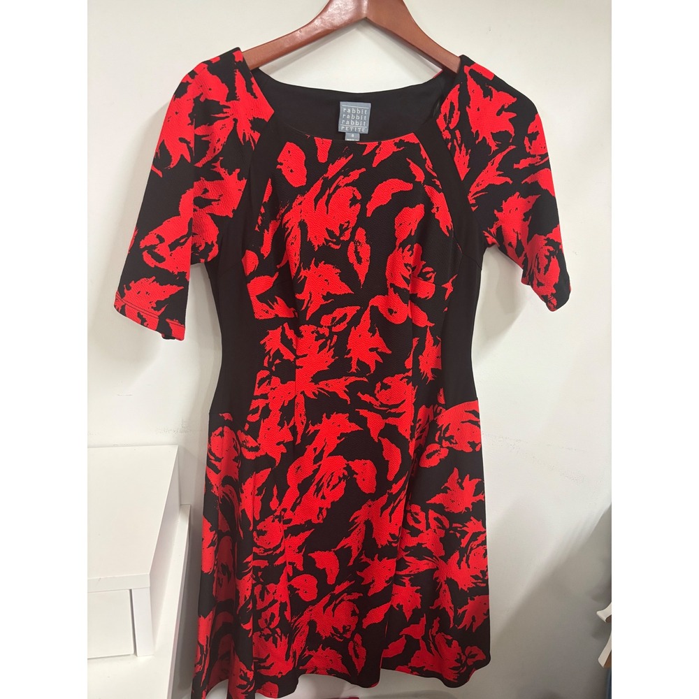 Rabbit Rabbit Rabbit Petite Red Black Floral Fit Flare Dress Size 8P